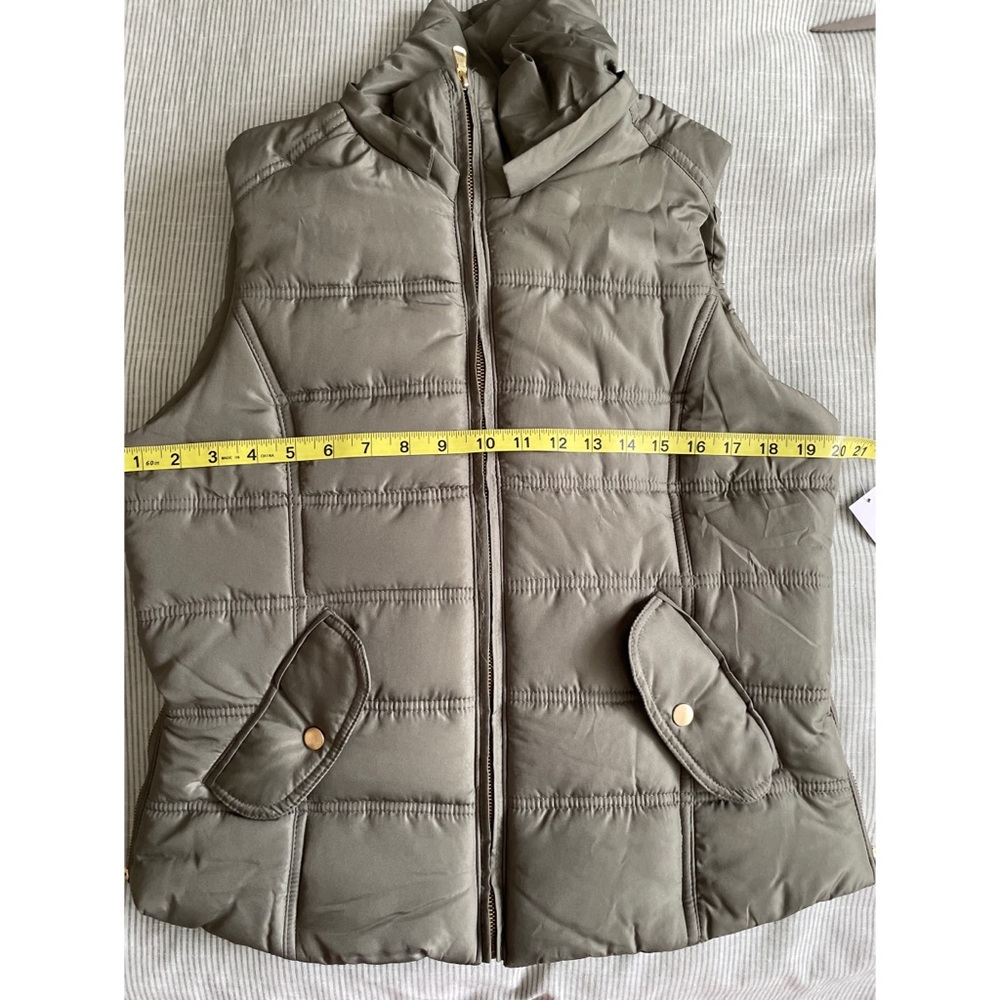 BONGO Olive Green Puffy Vest with Removable Hood - Picture 10 of 16